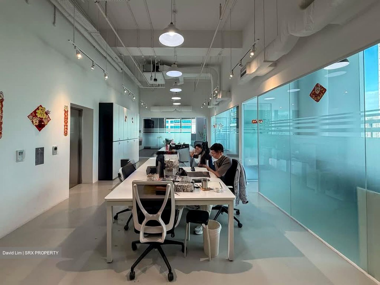 Oxley Tower (D1), Office #575465461